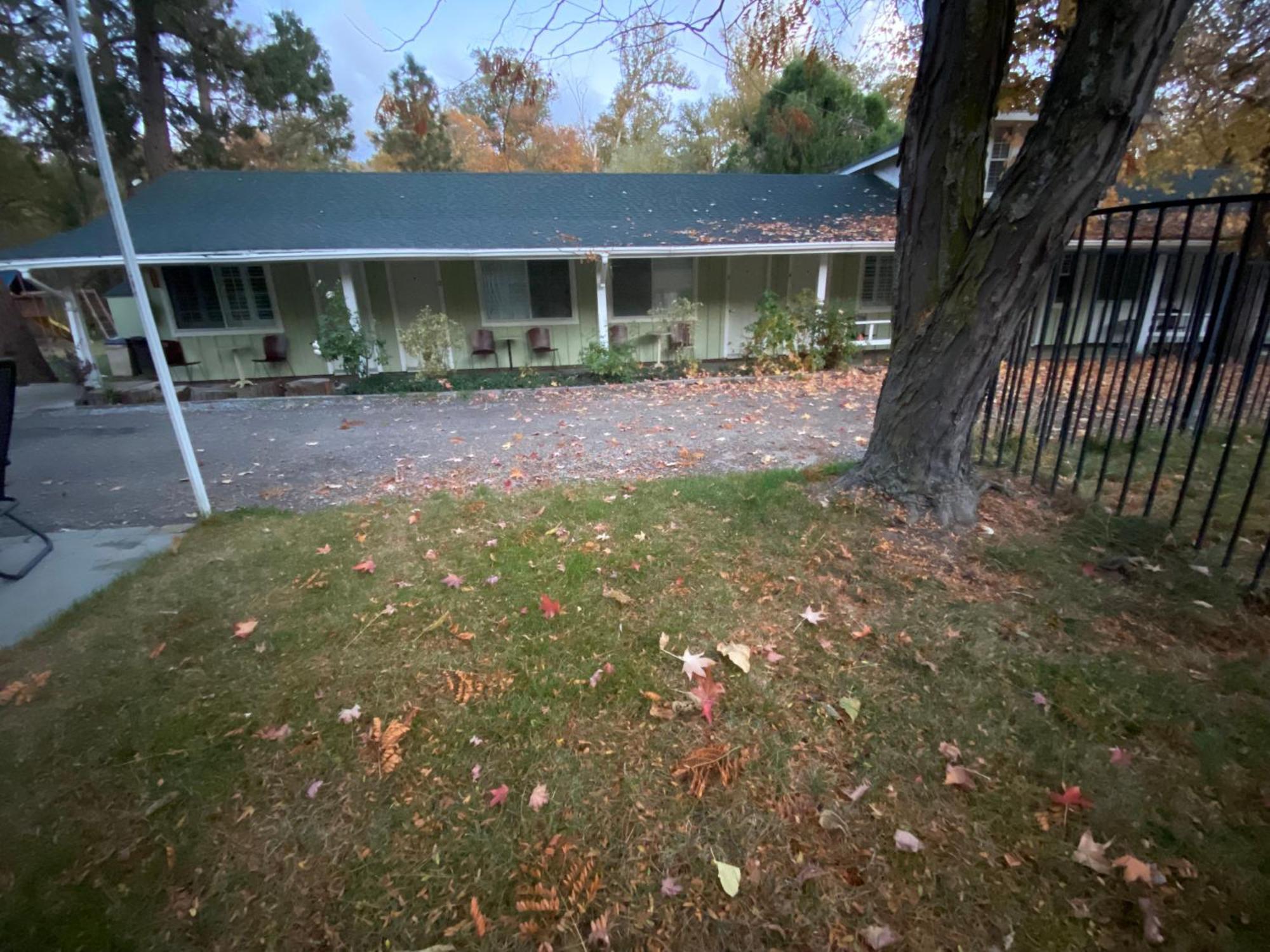Seven Circles Lodge&Retreat Badger Exterior foto